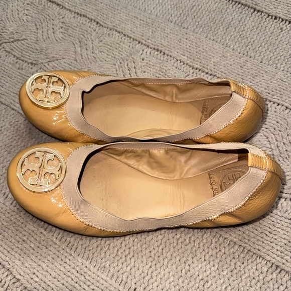 Tory Burch Women's Mustard Yellow Flats - Picture 2 of 5